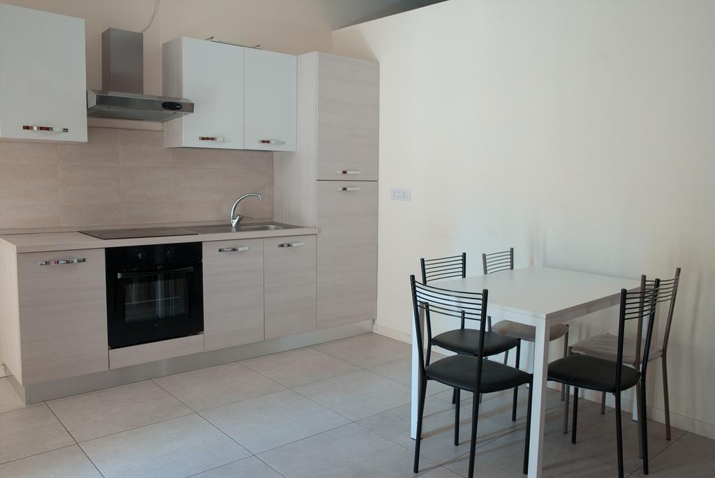 Red Line Apartments Milano Bagian luar foto