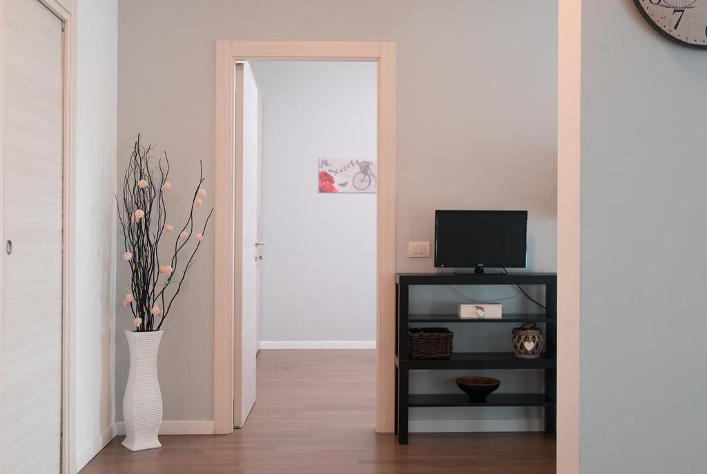 Red Line Apartments Milano Bagian luar foto