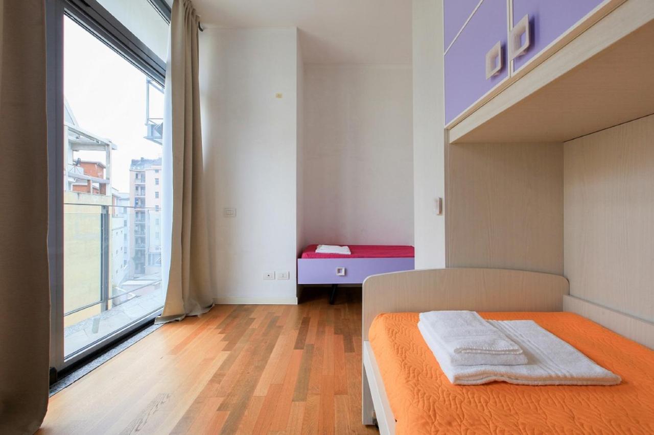 Red Line Apartments Milano Bagian luar foto