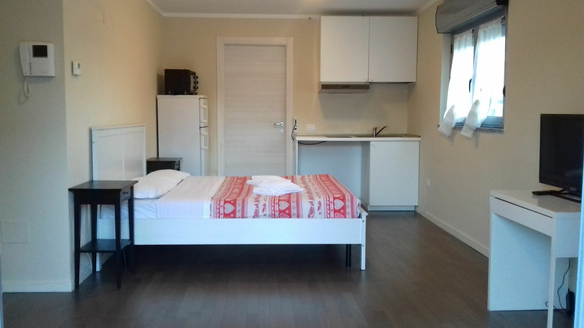 Red Line Apartments Milano Bagian luar foto