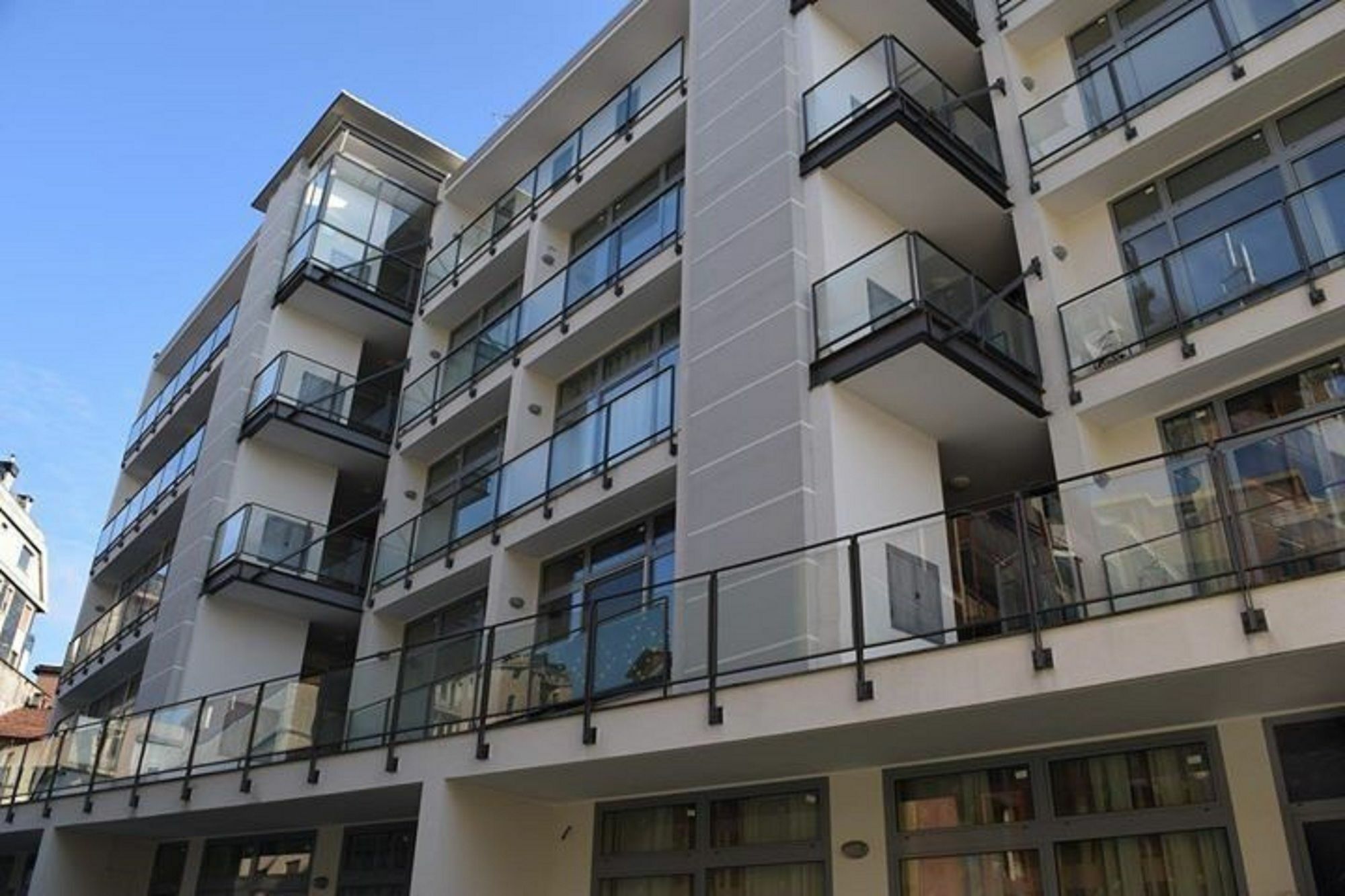 Red Line Apartments Milano Bagian luar foto