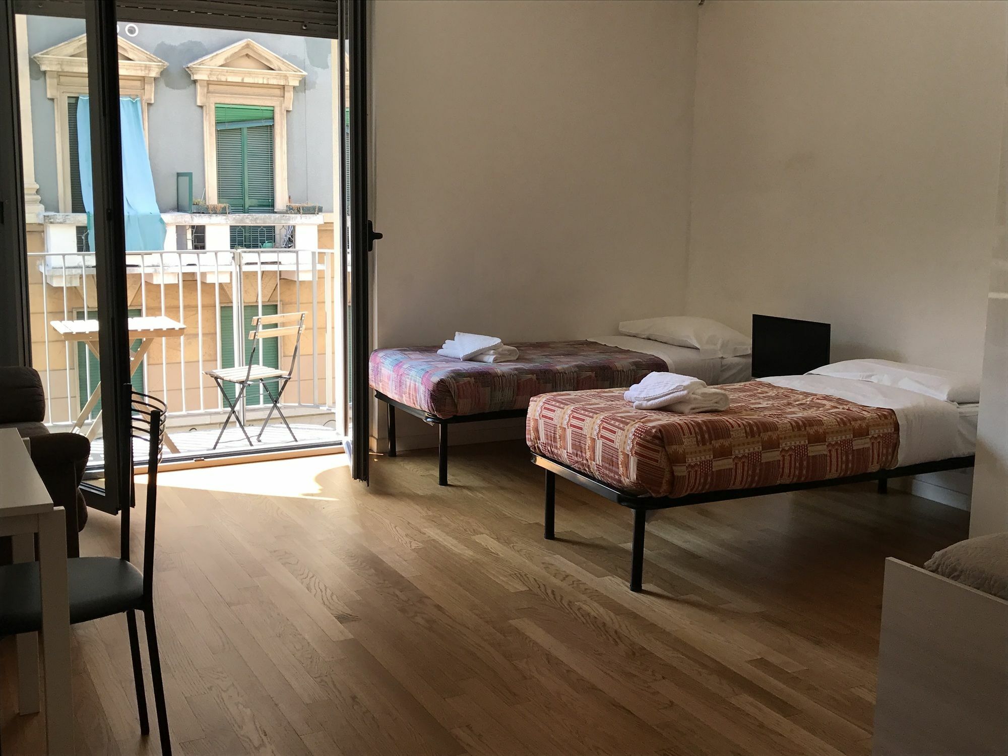 Red Line Apartments Milano Bagian luar foto