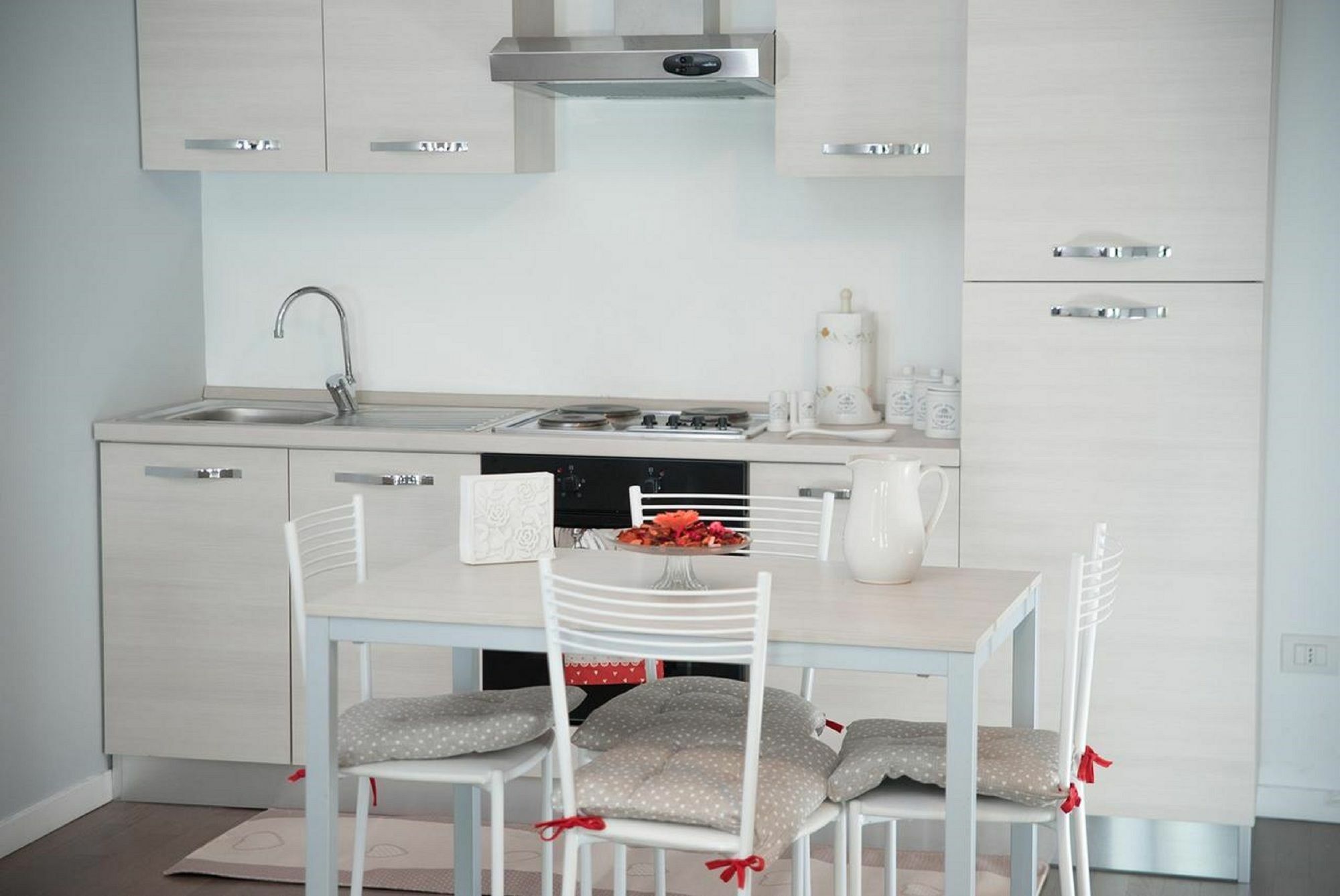 Red Line Apartments Milano Bagian luar foto