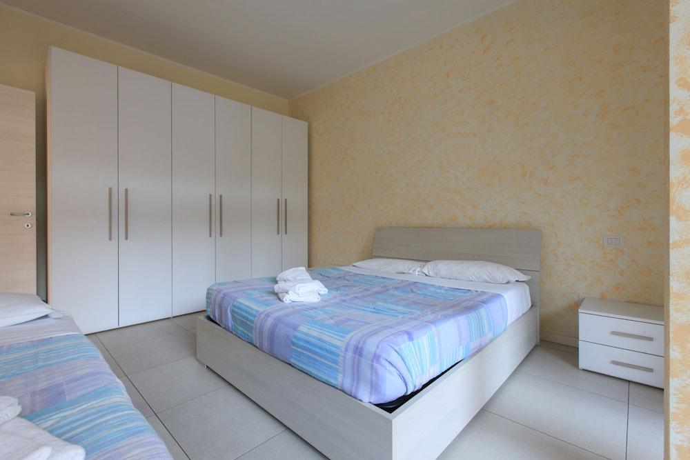 Red Line Apartments Milano Bagian luar foto