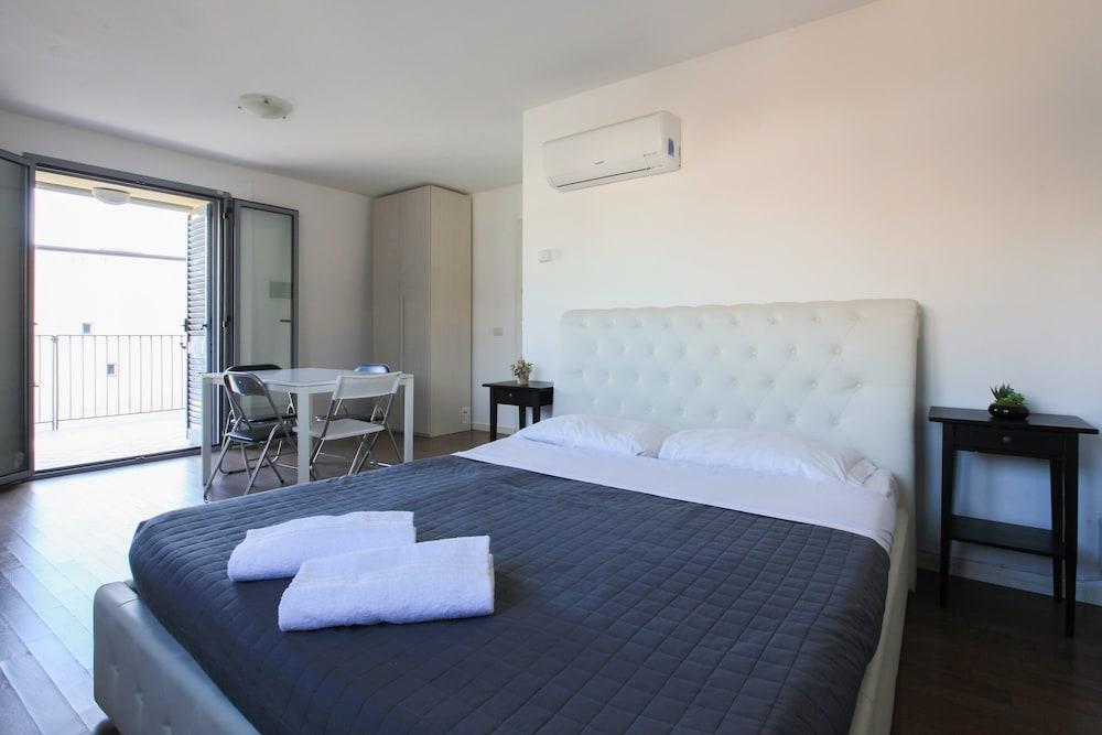 Red Line Apartments Milano Bagian luar foto